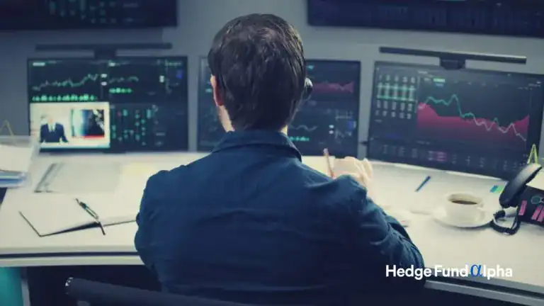 What Does A Hedge Fund Do?